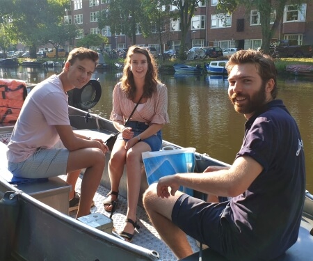 Routes through the canals and along the Amstel