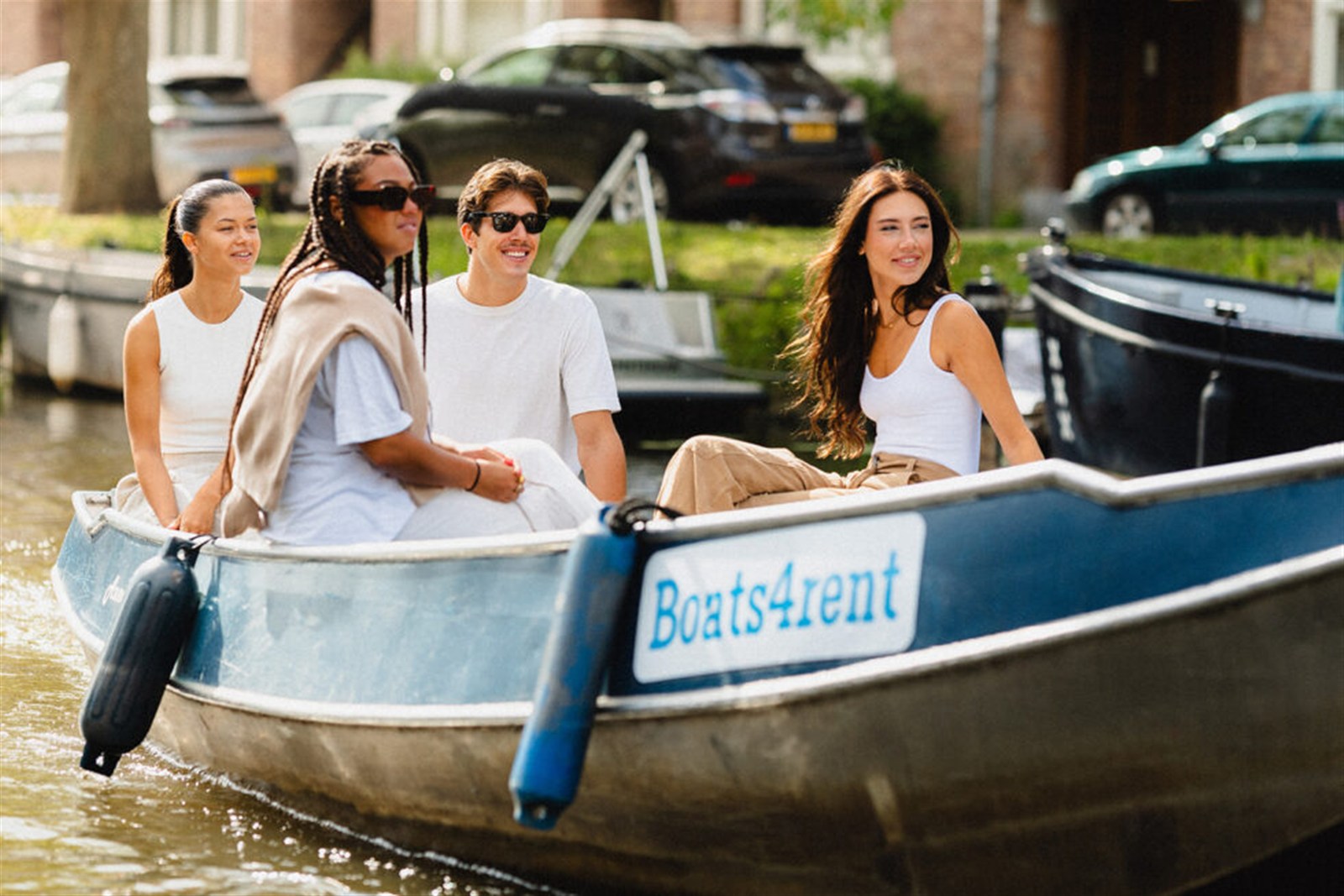 Rent a boat Amsterdam - 2 hours with Boaty